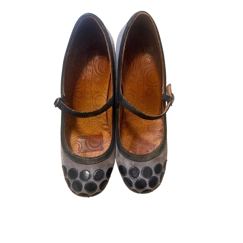 Chie Mihara Queen Gray Suede Stacked Pumps Polka Dot Toes Size 35 1/2 US 5.5